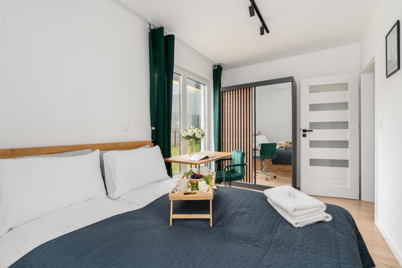 Apartments With Garden Dmowskiego 81 By Noclegi Renters Poznan Bagian luar foto